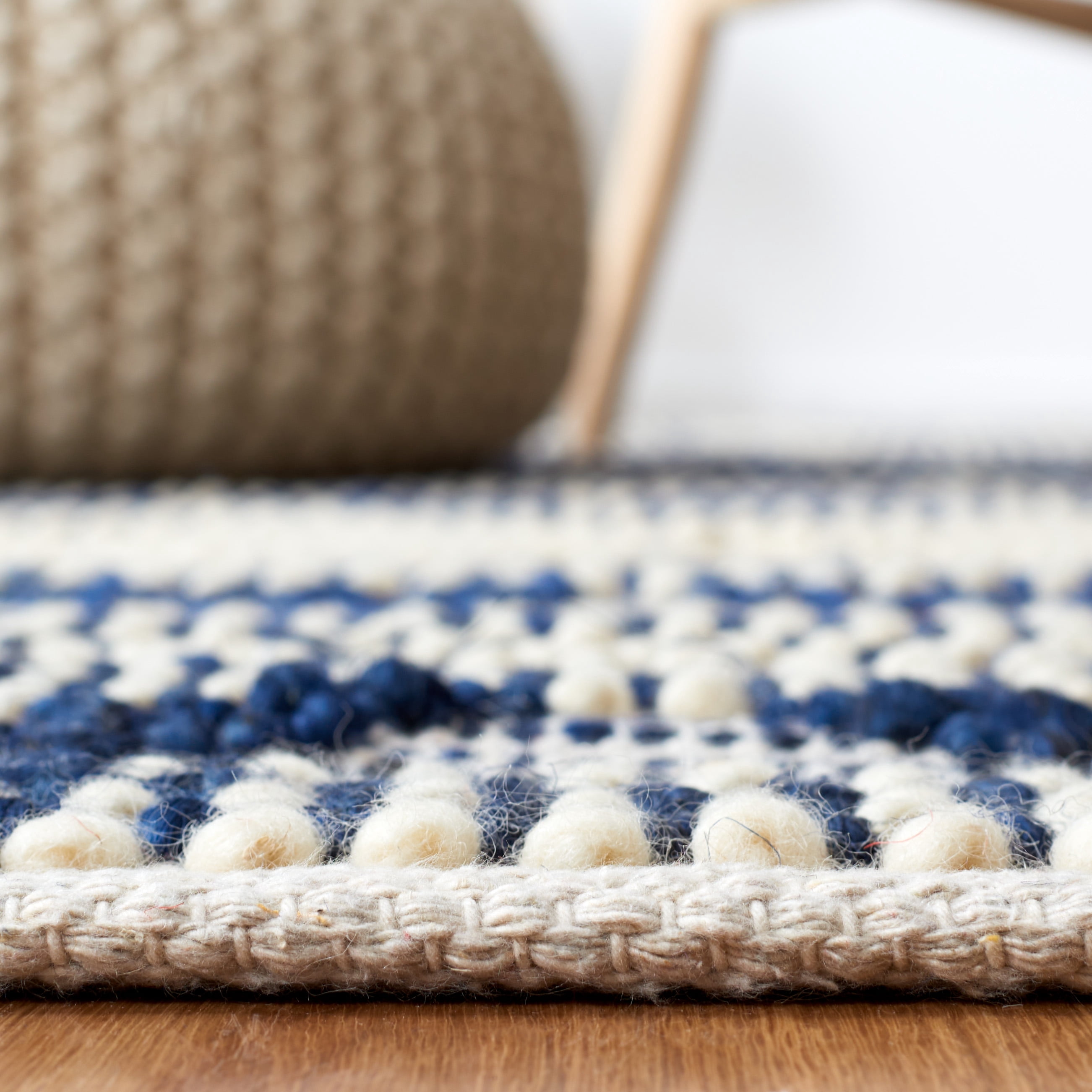 SAFAVIEH Natura Dusan Geometric Runner Rug, Navy/Ivory, 2'3" x 8'
