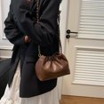 thumbnail image 1 of Bolso de hombro con cadena para mujer, bolso Hobo plisado informal, bolso mensajero, bolso para citas diarias, 1 of 9