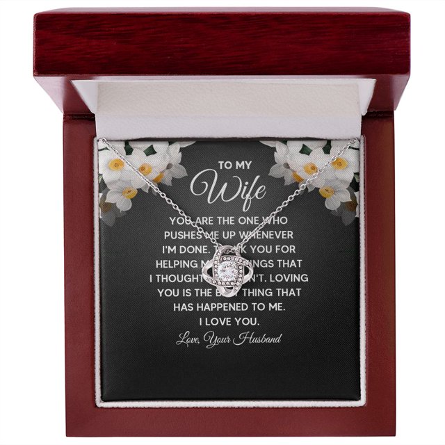 To My Wife You Are The One Who Pushes Me Up Infinity Knot Necklace Message Card