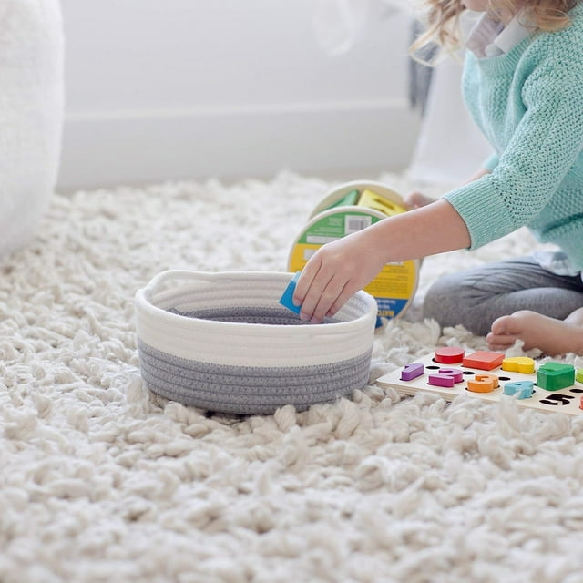 Home Textile Storage Organizing 5 Piece Round Woven Set for Montessori Toys Fruit Tray Entryway Table and Decorative Bowls