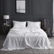thumbnail image 4 of Funda de almohada Simple&Opulence de lino francés, tamaño king, juego de 2, 4 of 5