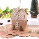thumbnail image 3 of 50 Piezas Papel Kraft Forma de Casa con Cuerda Bolsa de Dulces Bolsa de Regalo Caja de Embalaje de Galletas Colgante de Navidad DecoracióN de Fiesta, 3 of 5