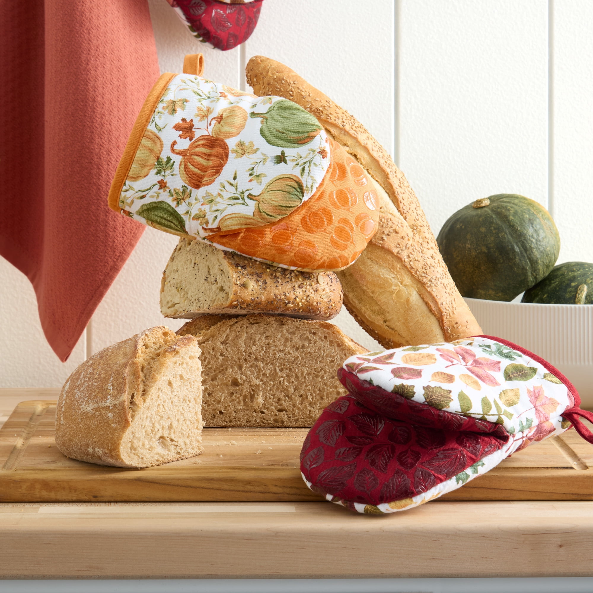 MARTHA STWEART Autumn Harvest Falling Leaves Mini Oven Mitt 2-Pack Set, 100% Cotton with Decorative Non-Slip Silicone Grip, Heat Resistant, Tan/Red/Green, 5.5"X8"
