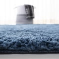 thumbnail image 4 of Alfombra Runner SAFAVIEH August Shag Collection, color azul marino, 70 x 240 cm, 4 of 7