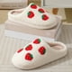 thumbnail image 2 of Algodón otoño e invierno cómodas para el lindas pantuflas felpa cálidas con suela gruesa fresa dibujos animados (Fresa 42-43) [adecuadas para pies 41-42], 2 of 9