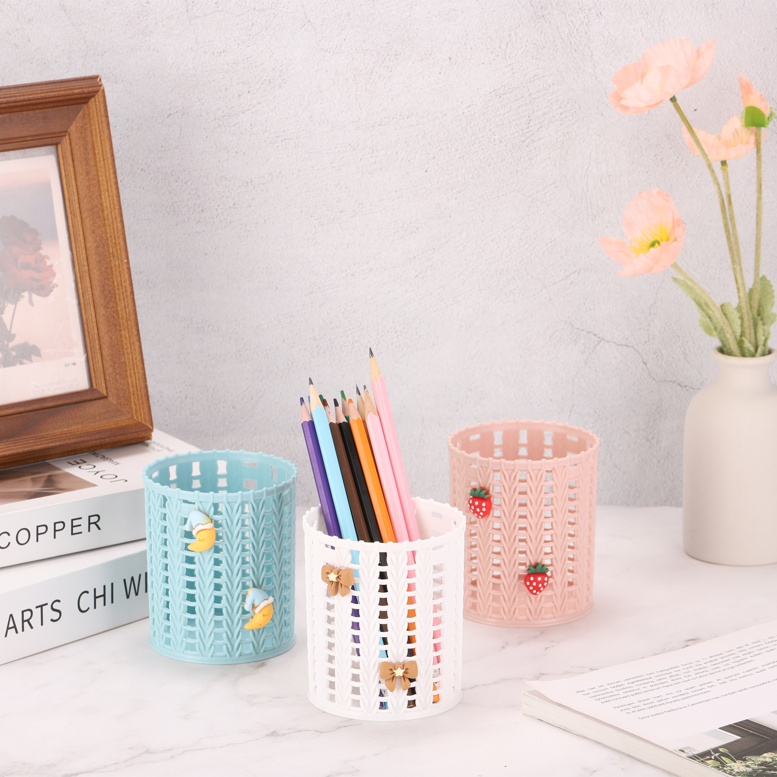 Unique Bargains Plastic Pen Holder for Desk Cute Strawberry Cup Organizer 2Pcs Pink