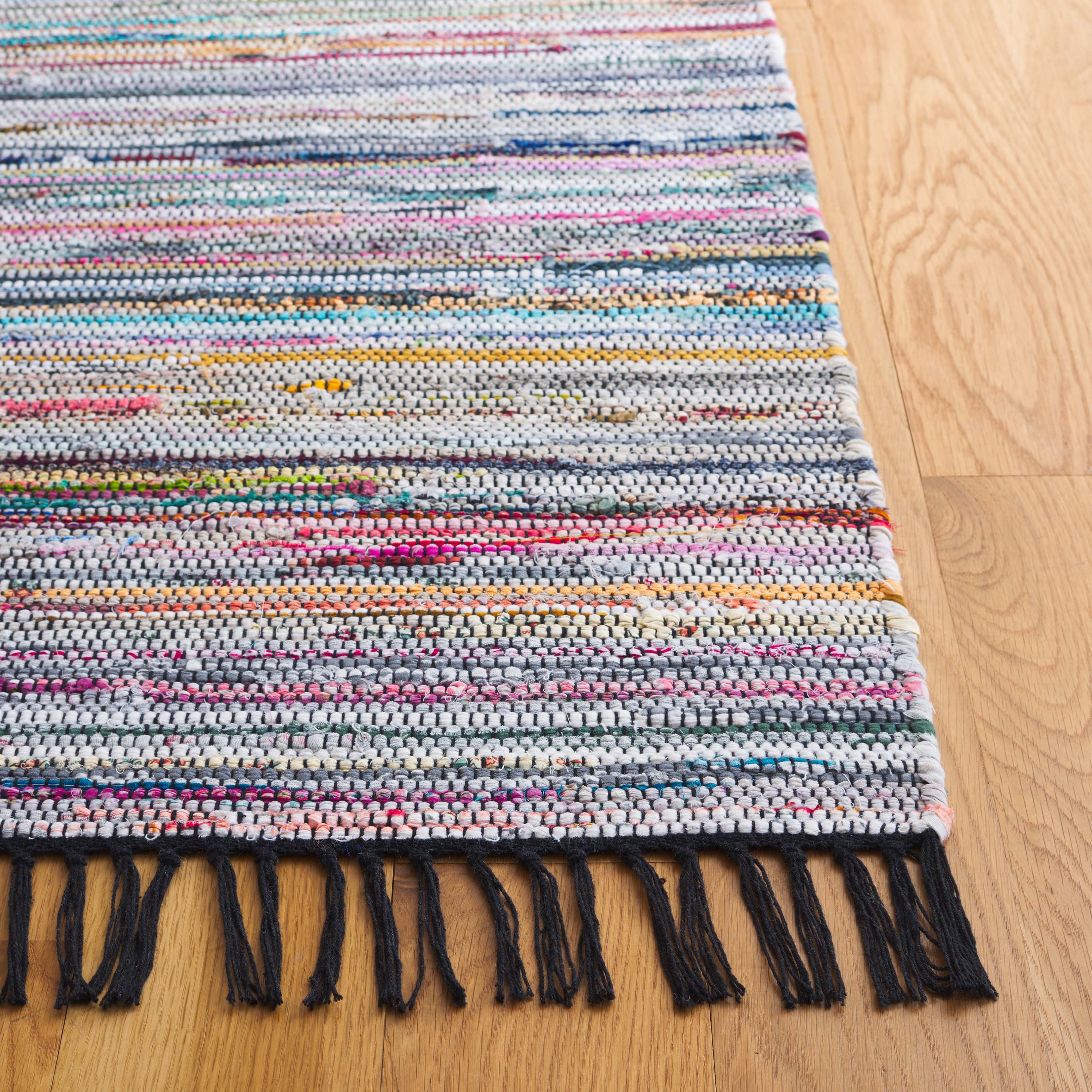 SAFAVIEH Rag Rug LACEWORK Distressed Runner Rug, Black/Pink, 2'3" x 8'
