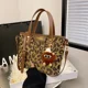 thumbnail image 4 of Bolso de mujer versátil de alta gama, nuevo bolso cruzado con estampado de leopardo para otoño de 2024, bolso de mano, bolsos de hombro de gran capacidad, 4 of 5