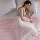 thumbnail image 1 of Manta Bedsure Cooling Queen de bambú, 230 x 230 cm, color rosa, 1 of 9
