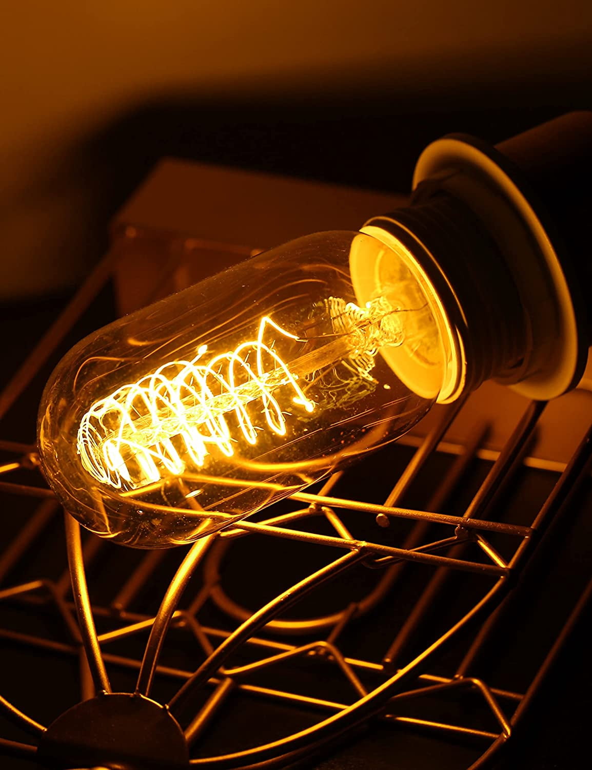 Edison Bulbs, Vintage Edison Light Bulbs 40 Watt, T45, 110-130 Volts/220-240Volts, E27/E26/B22 Base Incandescent Dimmable Decorative Antique Filament Light Bulbs, Amber Glass, Warm White, 4 Pack