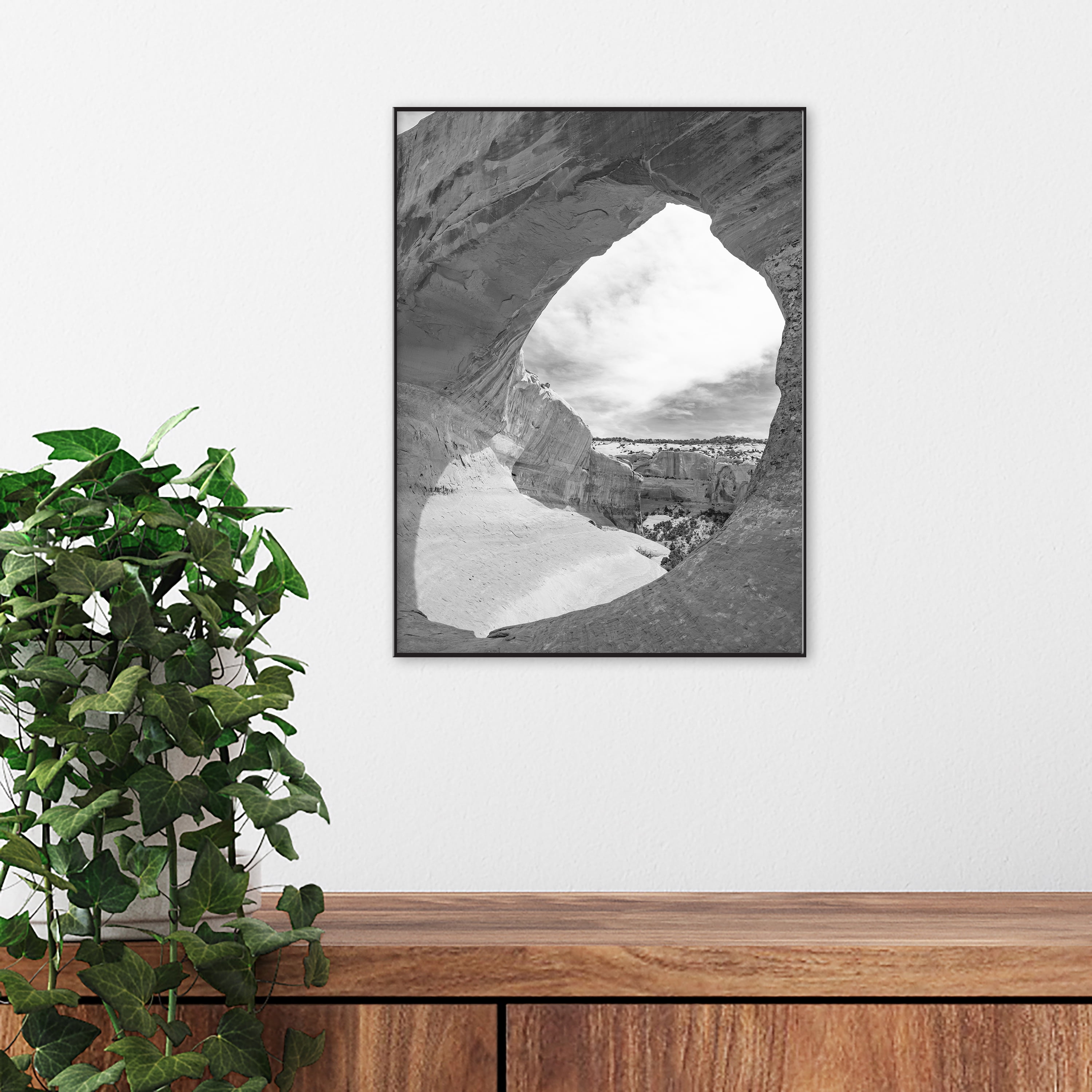 Mainstays 9x12 Front Loading Wall Picture Frame, Black  (图2) Mainstays 9x12 Front Loading Wall Picture Frame, Black  (图2)
