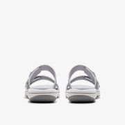 Clarks Cloudsteppers Womens Breeze Maye Flat Sandals