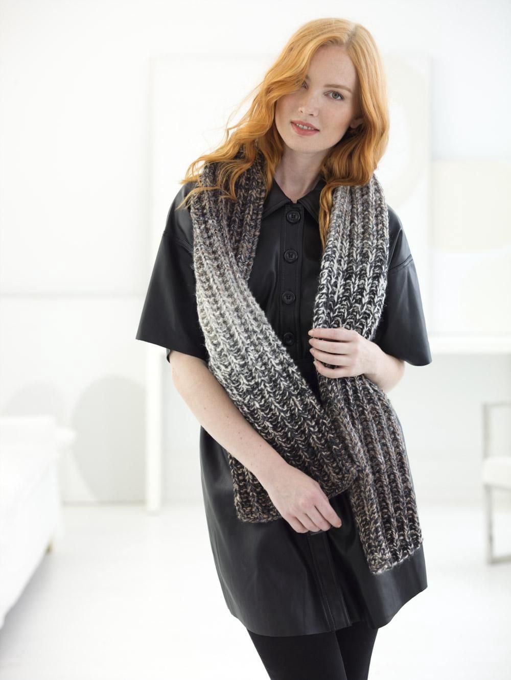 Fil Lion Brand Scarfie Gris Pâle/Pierre Bleue