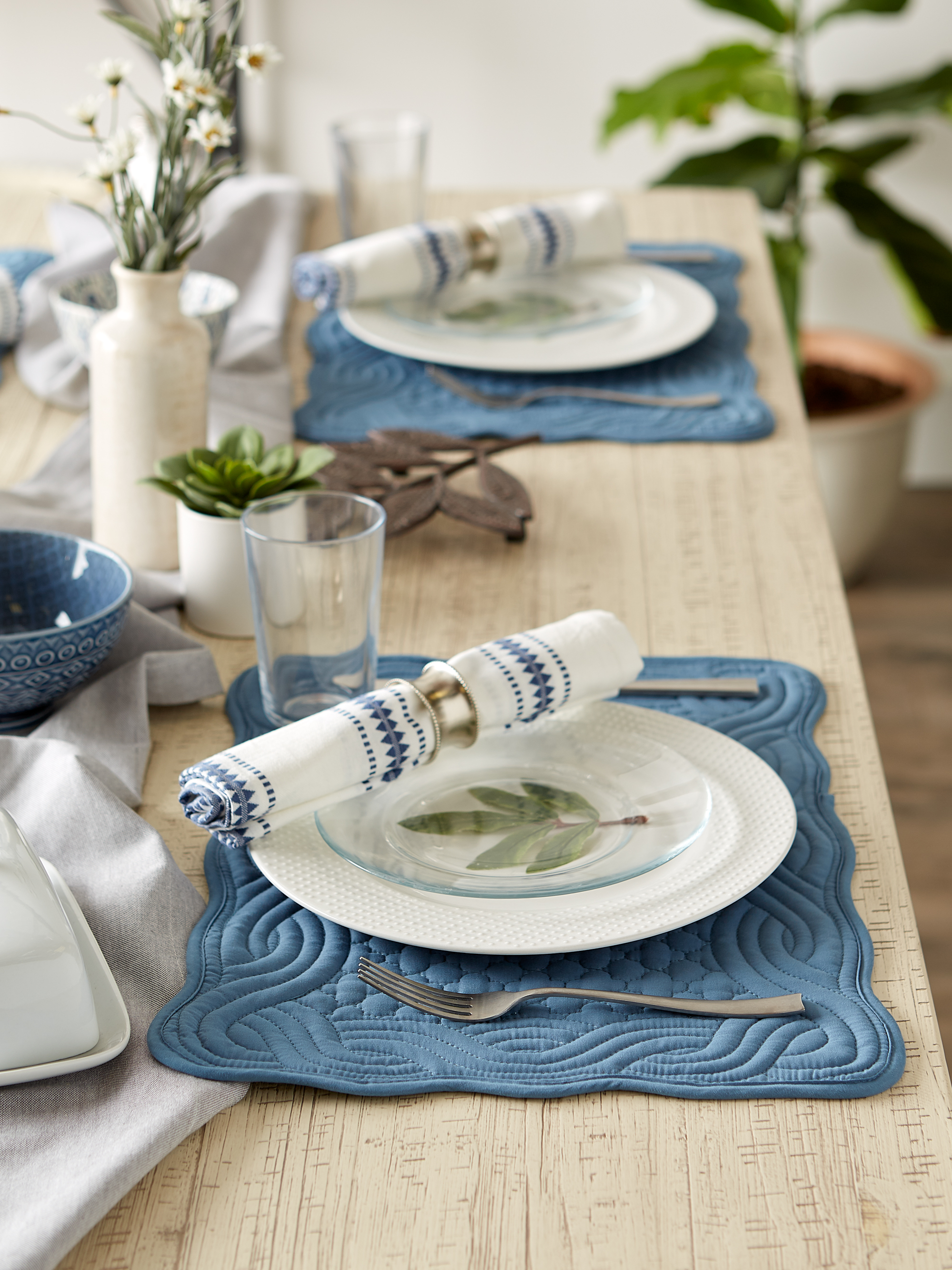 French Blue Quilted Farmhouse Placemat (Set of 6)