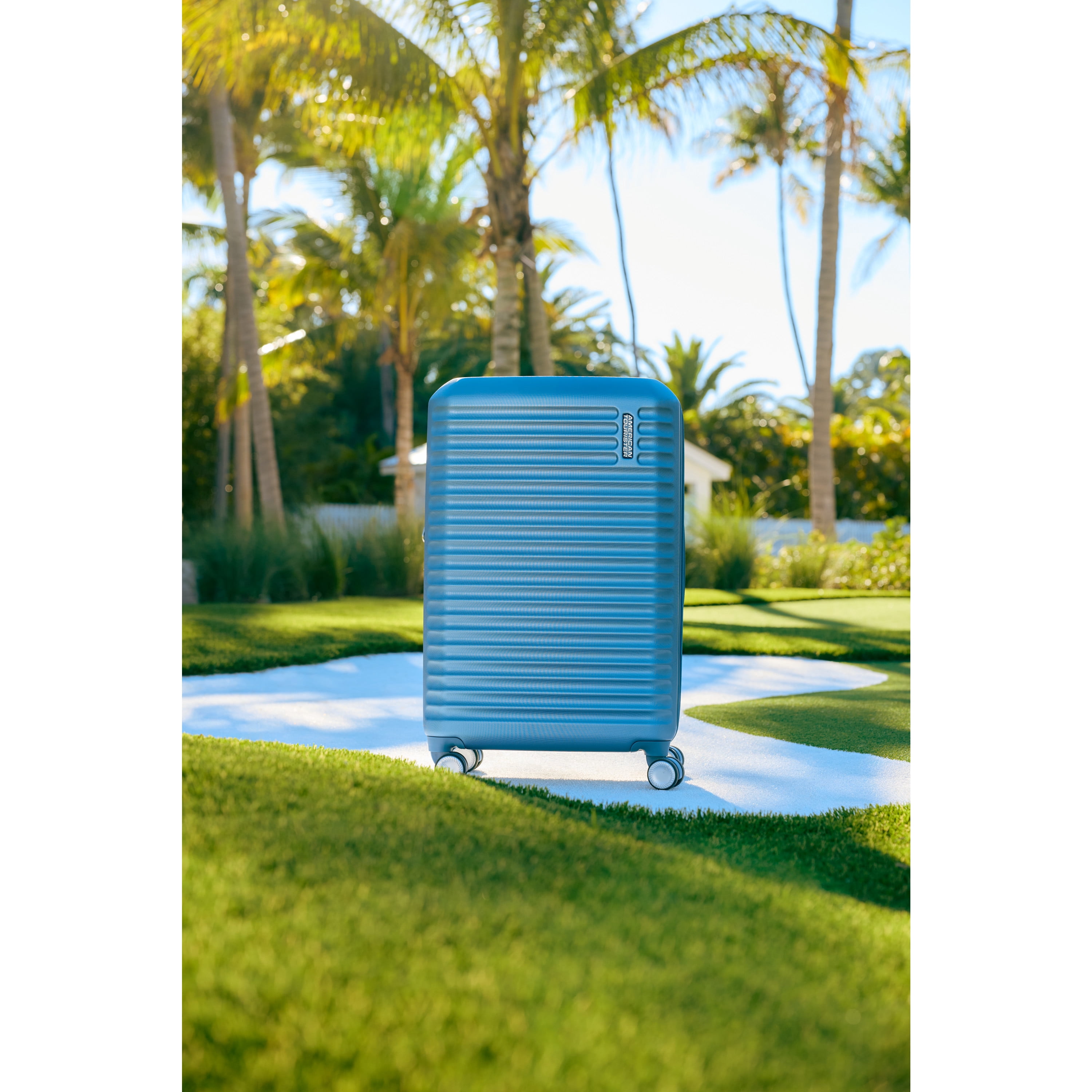 American Tourister Stratum 3.0 Medium Hardside Suitcase with Spinner Wheels - Elemental Blue