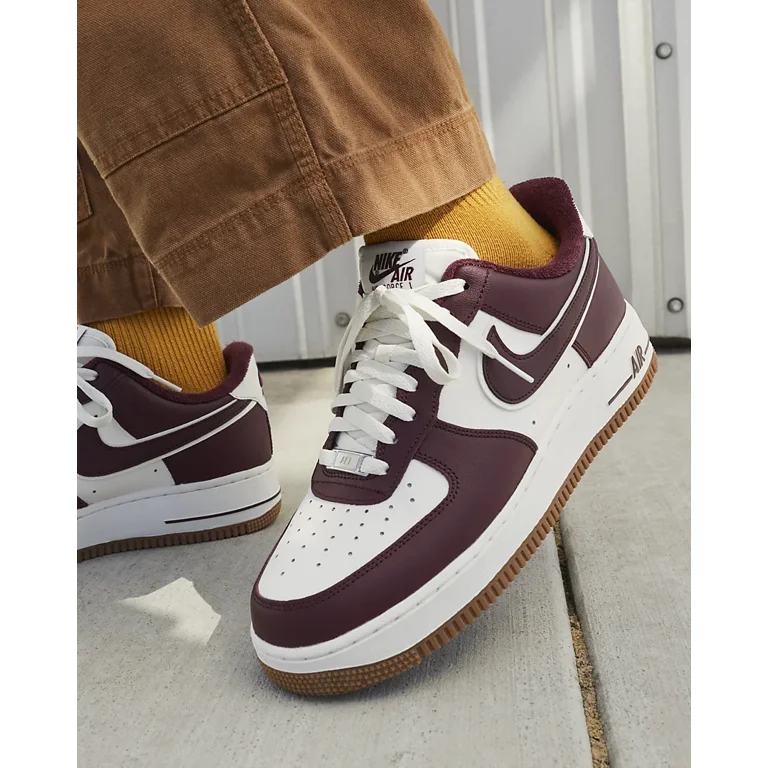 Nike Men's Air Force 1 '07 LV8 Maroon Men's Shoes Size 11 