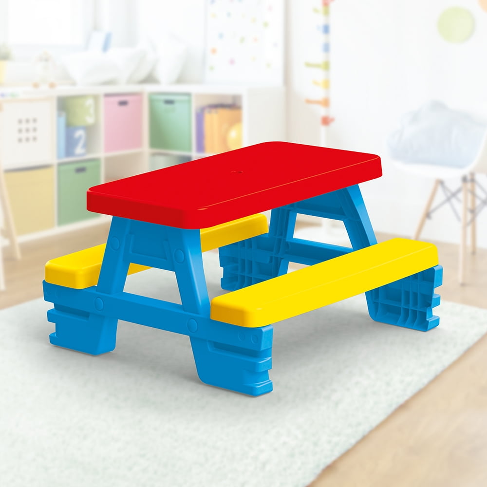 Dolu table clearance and chairs