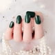 thumbnail image 4 of Juego de 24 piezas de uñas postizas Vogacara color verde oscuro, 4 of 6