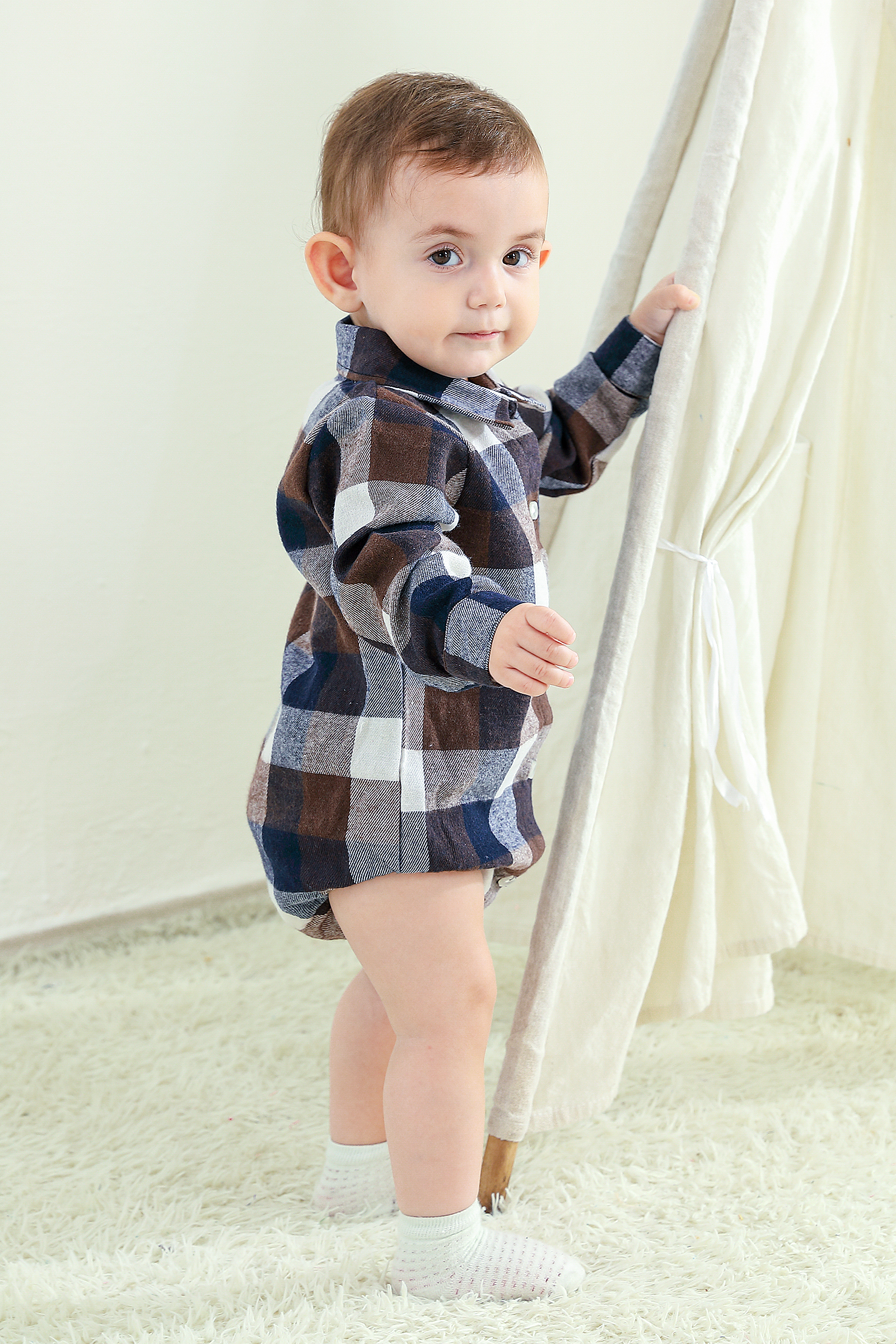 Younger Tree Newborn Plaid Flannel Romper, Long Sleeve photo 4