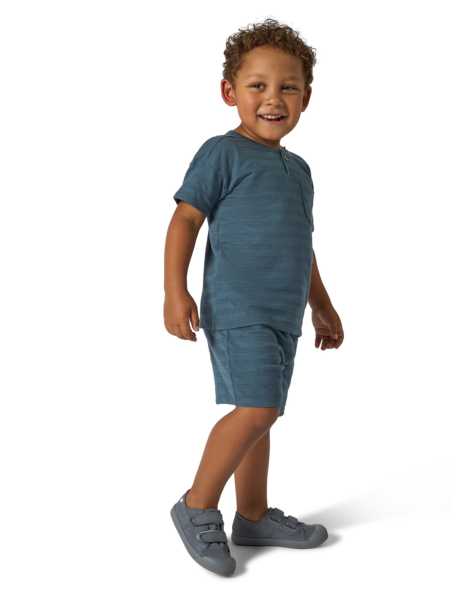 Modern Moments by Gerber Toddler Boy Oversized Textured Shirt and Short Outfit Set, 2-Piece, 12 Months - 5T