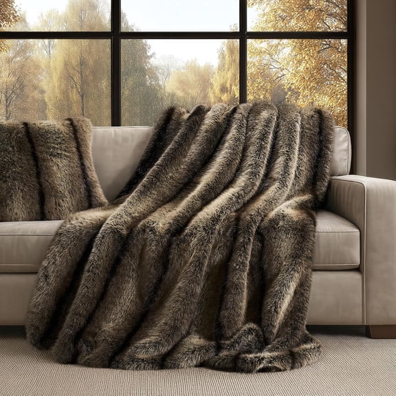 EVERGRACE Luxury Faux Fur Throw Blanket, Soft Fluffy Faux Mink Blankets for Bed, Couch, Sofa, Thick Cozy Plush Warm Fur Throws with Reversible Velvet, Ombré Sable Brown, 50"x60"