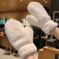 thumbnail image 1 of Guantes de invierno de felpa gruesa y cálida para mujer, lindos y sencillos guantes de estudiante de piel de conejo de imitación, 1 of 4