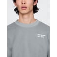 thumbnail image 3 of Sudadera para hombre GAP con logo mini y cuello redondo en gris piloto XL, 3 of 4