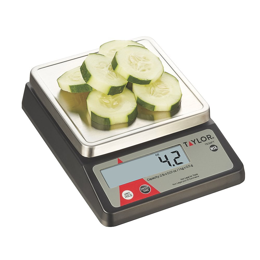The TE32FT features a compact design with a stainless steel platform that is easy to clean and maintain. With a capacity of up to 2 lbs., this digital scale boasts a high-precision sensor system that provides accurate and reliable readings every time. The large, easy-to-read LCD display shows the weight measurement in bold, bright numbers, ensuring that users can read the results at a glance.