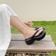 thumbnail image 4 of Pantuflas gruesas para mujer con sensación de mierda para usar en el exterior Chanclas casuales de estilo coreano de verano con estilo de hadas, 4 of 6
