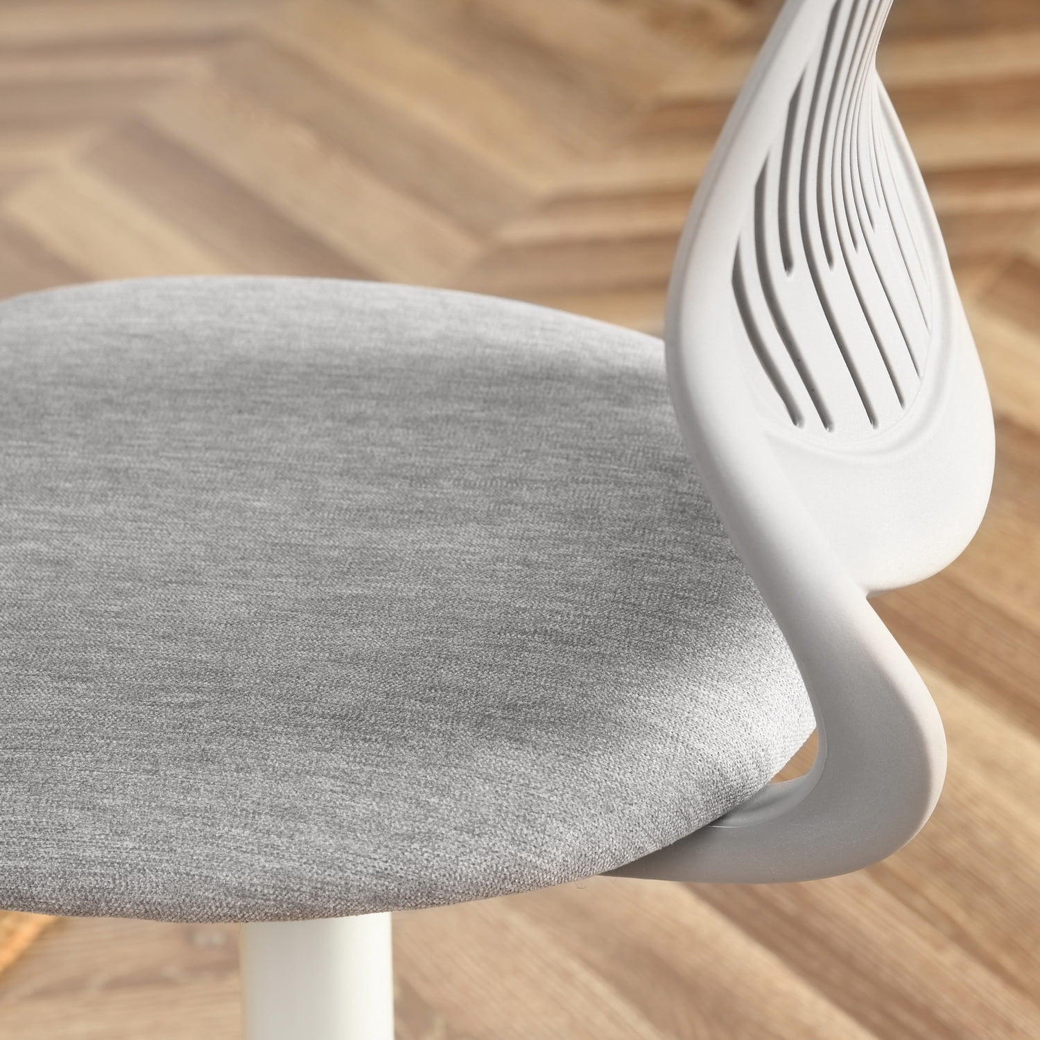 Ergonomic Mesh Office Chair, Height Adjustable Swivel Task Chair with Lumbar Support, Breathable Mesh Chair with PU Casters & 5-Star Base for Home Office Study
