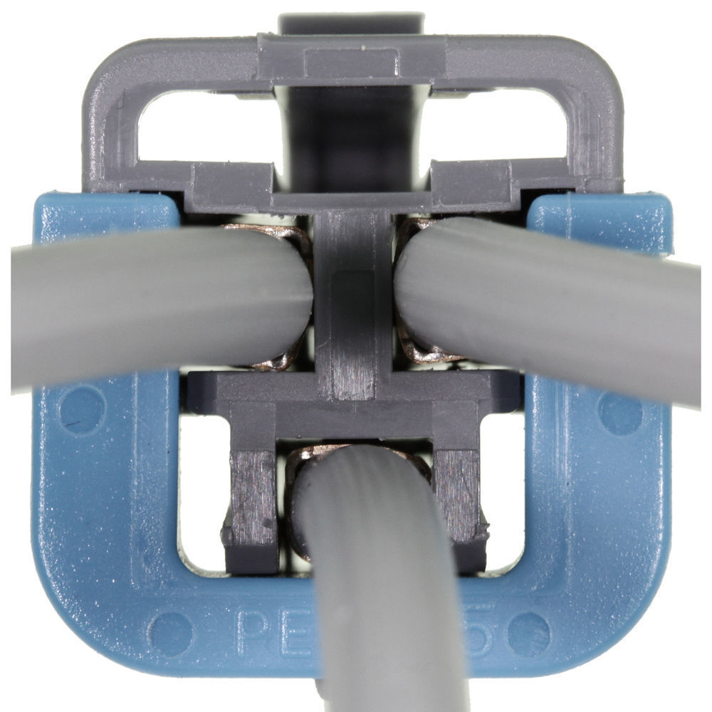 Accessory Power Receptacle Connector