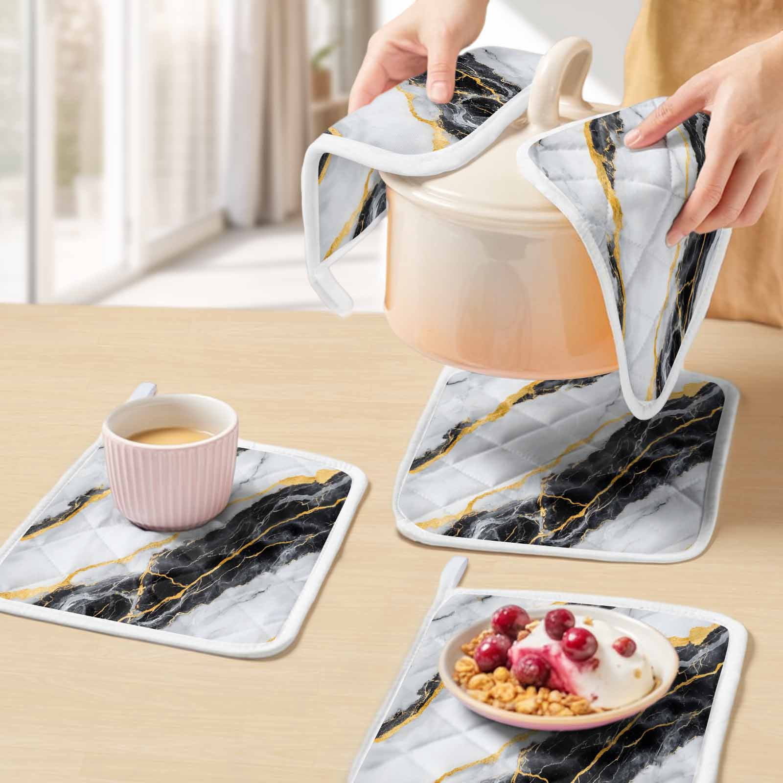 Marble Black Pot Holders for Kitchen Heatproof Potholder, 3 Pack Gold Foil Ceramic Style Cracks Scratches Hot Pads Multipurpose Oven Pads Cloth Potholders Trivet for Cooking Baking