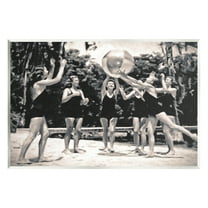 Stupell Industries Vintage Beach Girls Nature Photography Unframed Art Print Wall Art, 15 x 10