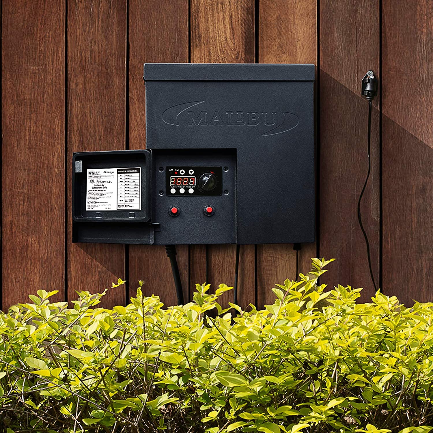 Malibu 600 Watt Power Pack with Sensor Photo Cell and Weather Shield for Low Voltage Landscape Lighting Spotlight Outdoor Transformer 120V Input 12V Output 8100-0600-01