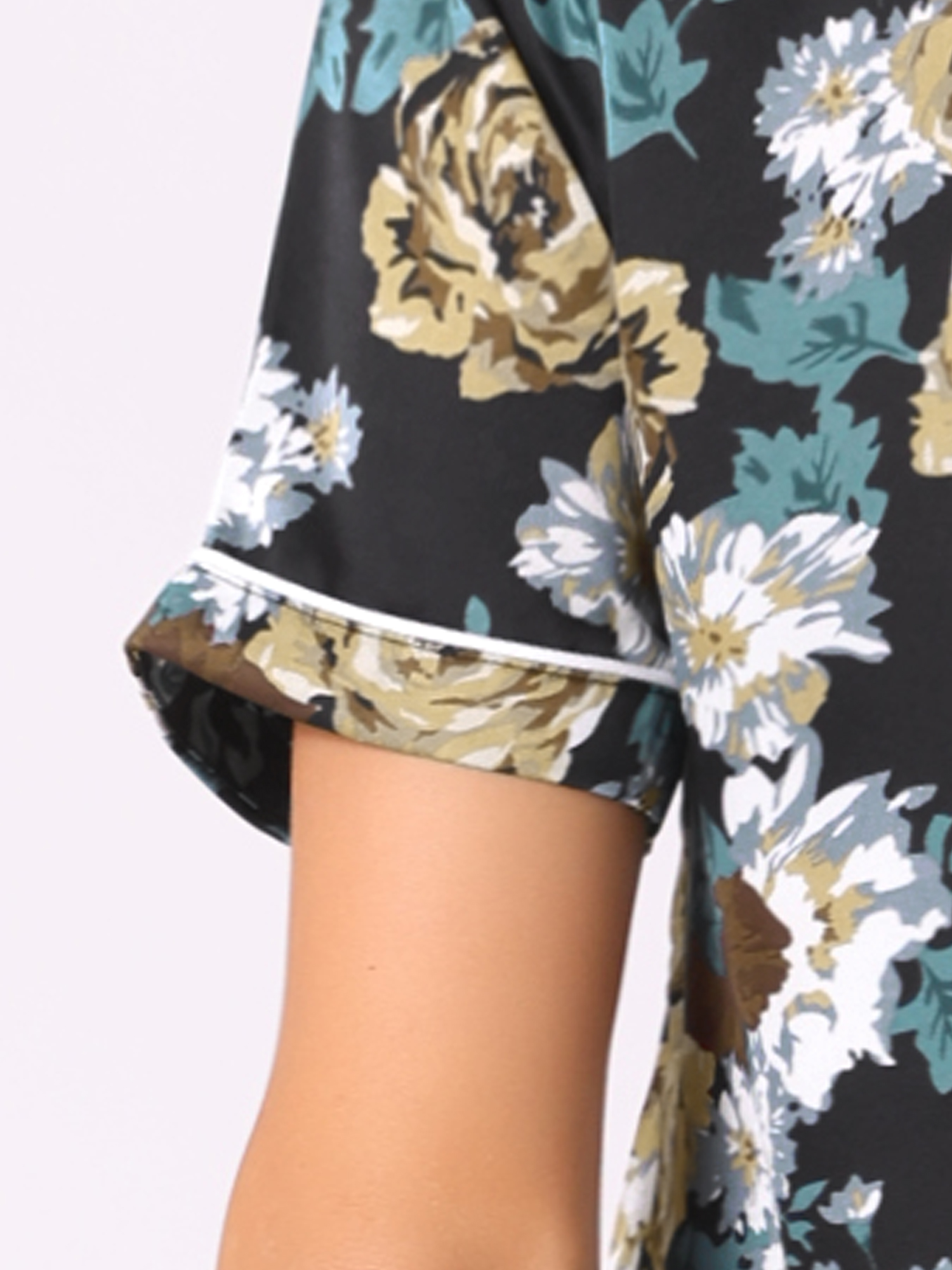 DARING DIVA Women's Hawaiian Shirt with Shorts Pajamas Set L Black Flowers
