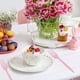 thumbnail image 4 of Kit de suministros para fiesta de Pascua | Vajilla desechable de 10 piezas con platos, vasos, cubiertos y servilletas | Colorido tema de Pascua para fiestas infantiles y decoraciones navideñas, 4 of 6