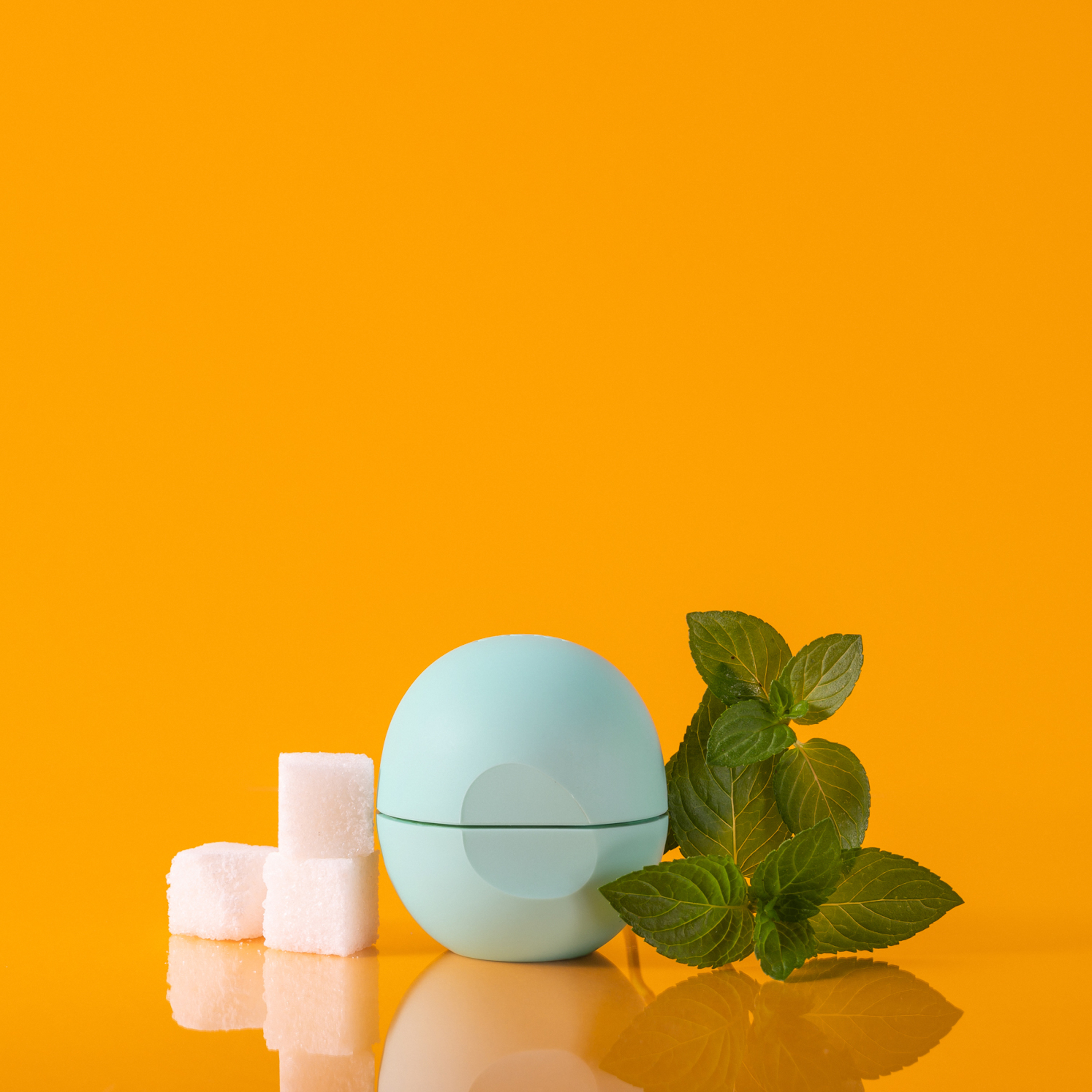 eos 100% Natural & Organic Lip Balm Sphere - Sweet Mint | 0.25 oz - image 5 of 10