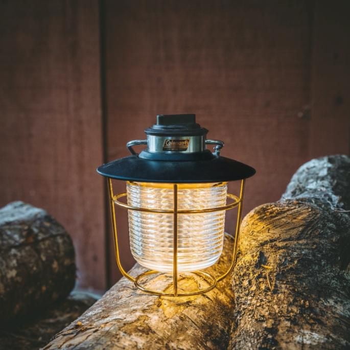 Coleman 1900 Collection 200 Lumen LED Lantern