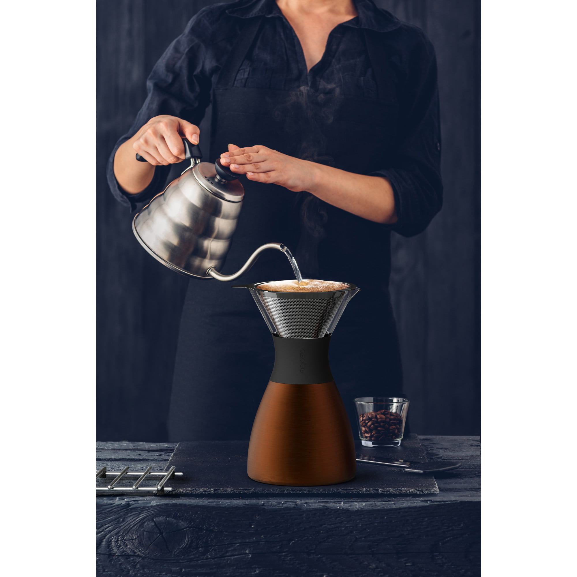 asobu Insulated Pour Over Coffee Maker (32 oz.) Double-Wall Vacuum,  Stainless-Steel Filter and Take on the Go Carafe (Copper)