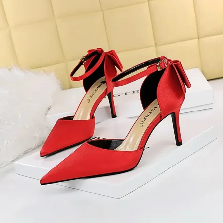 

Women‘s Back Bow Decor High Heels Satin Vamp Pointed Toe Dress Pumps Ankle Strap Stiletto Heeled Shoes