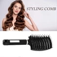 thumbnail image 4 of Cepillo desenredante curvo ventilado para cabello grueso con cerdas de nailon y mango antideslizante., 4 of 5
