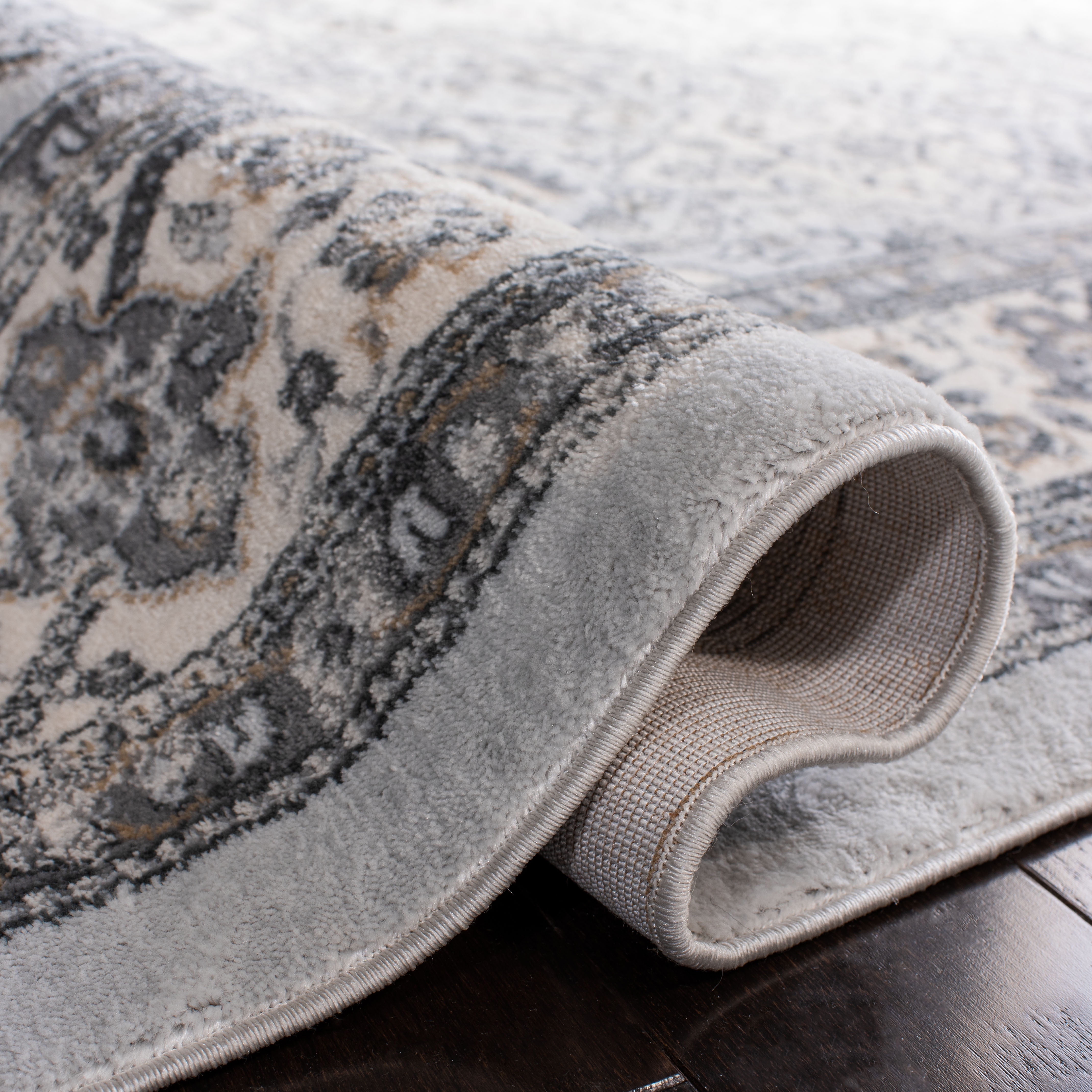 SAFAVIEH Isabella Zander Oriental Runner Rug, Dark Grey/Cream, 2'2" x 11'