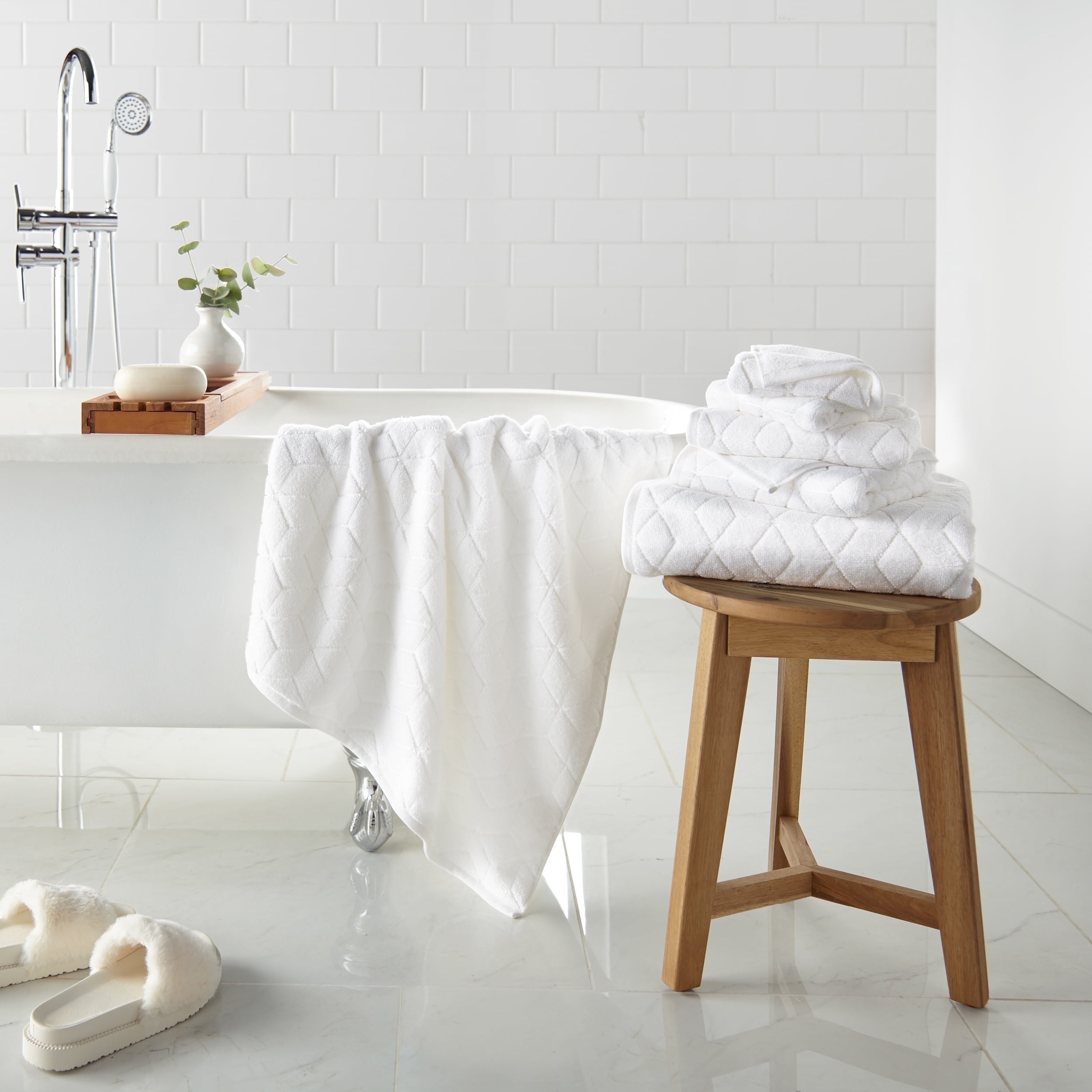 WelHome 100% HYGROCOTTON® 6-Piece Textured Soft Towel Set, White Towels Set, 550 GSM, 2 Large White Bath Towels 30" x 56", 2 Hand Towels, 2 Washcloths, Absorbent & Soft White Bathroom Towels