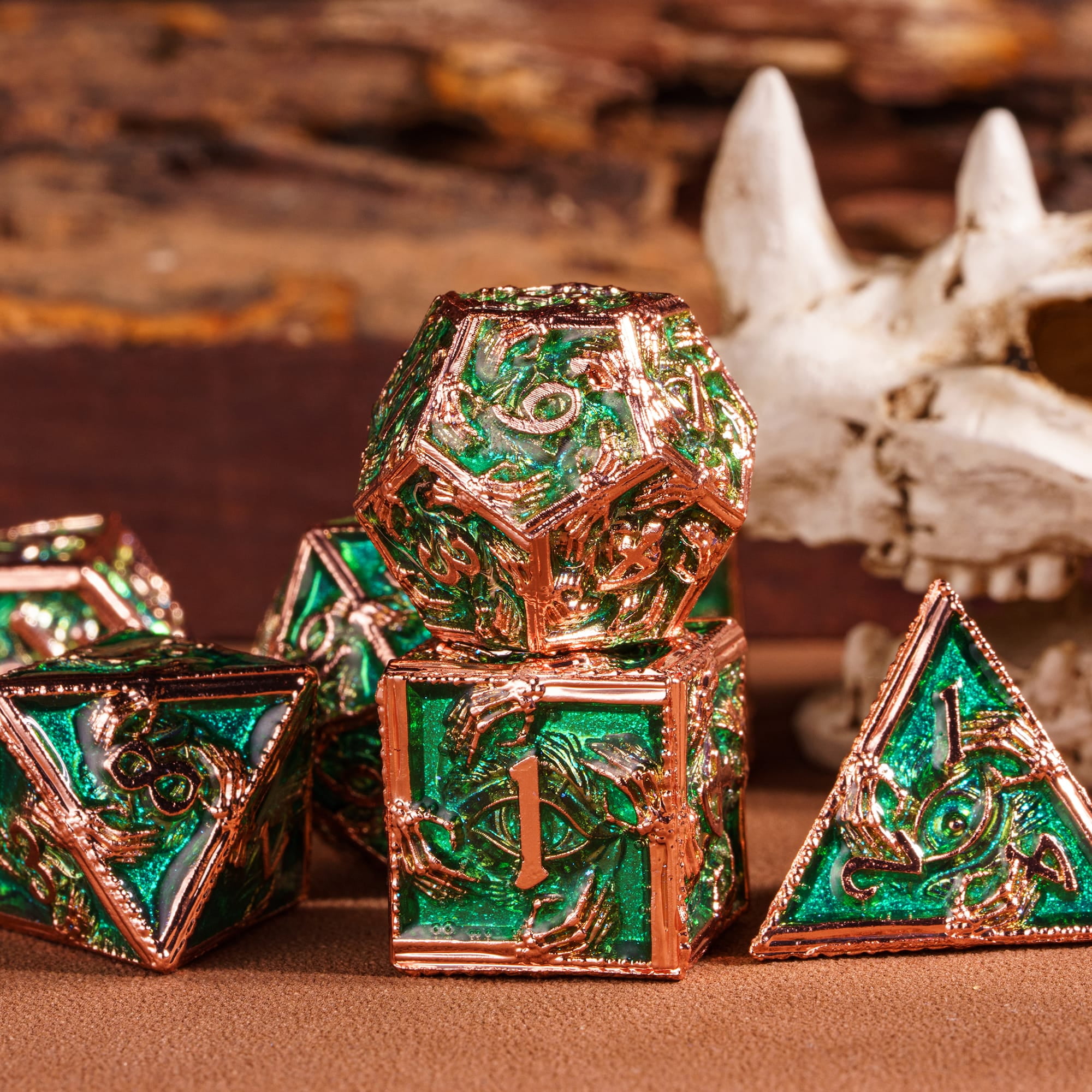 Cusdie 7-Die Metal DND Dice Set, Ghost Claw Design Metal Polyhedral D&D Dice Set for DND Dungeons and Dragons TTRPG Role Playing Games