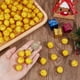 thumbnail image 3 of 120 bolas de purpurina dorada para manualidades, 20 mm, de fibra suave y esponjosa, redondas y peludas, con purpurina y pompones., 3 of 9