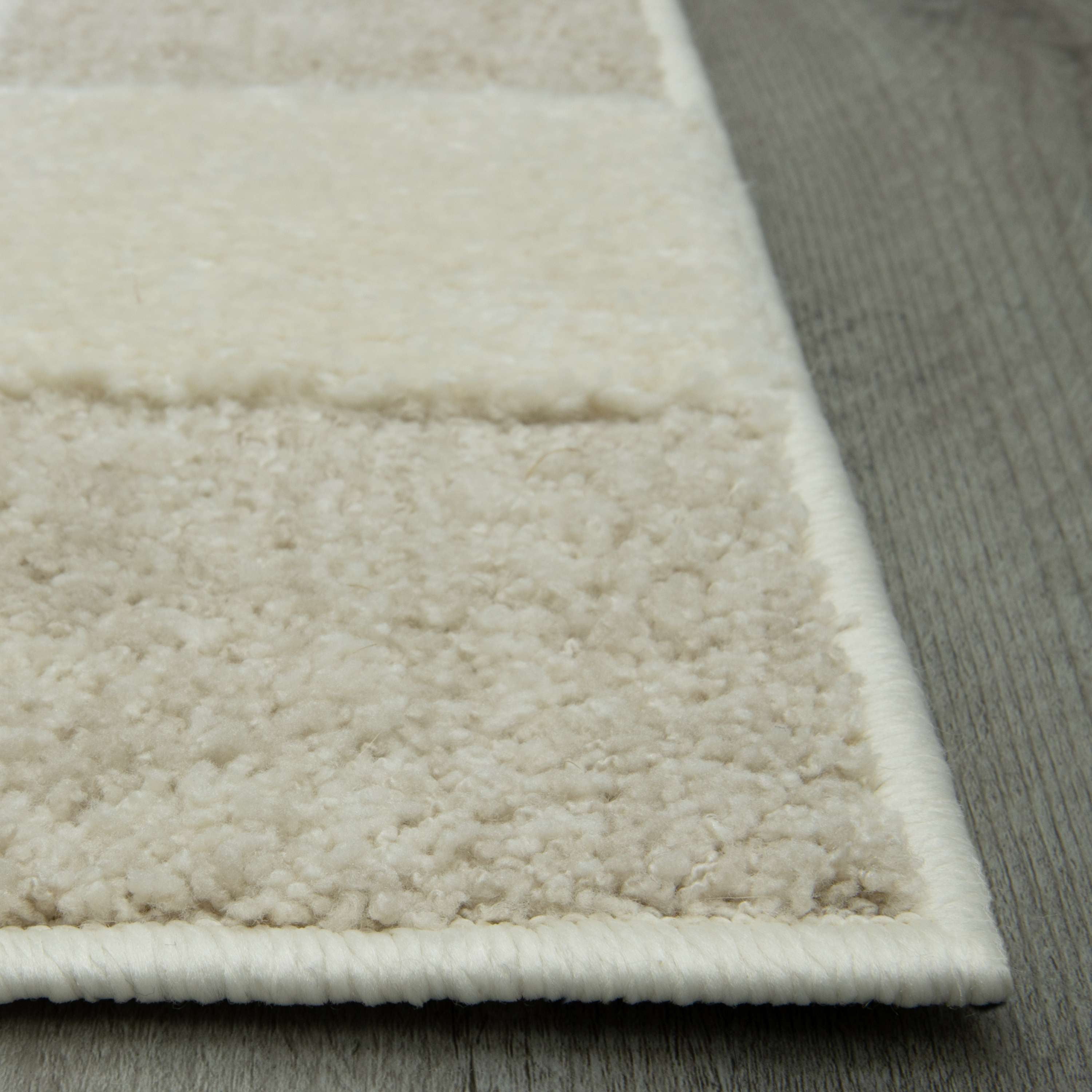 Mainstays Plush Check Ivory Indoor Runner Rug, 1 ft 11 in x 6 ft