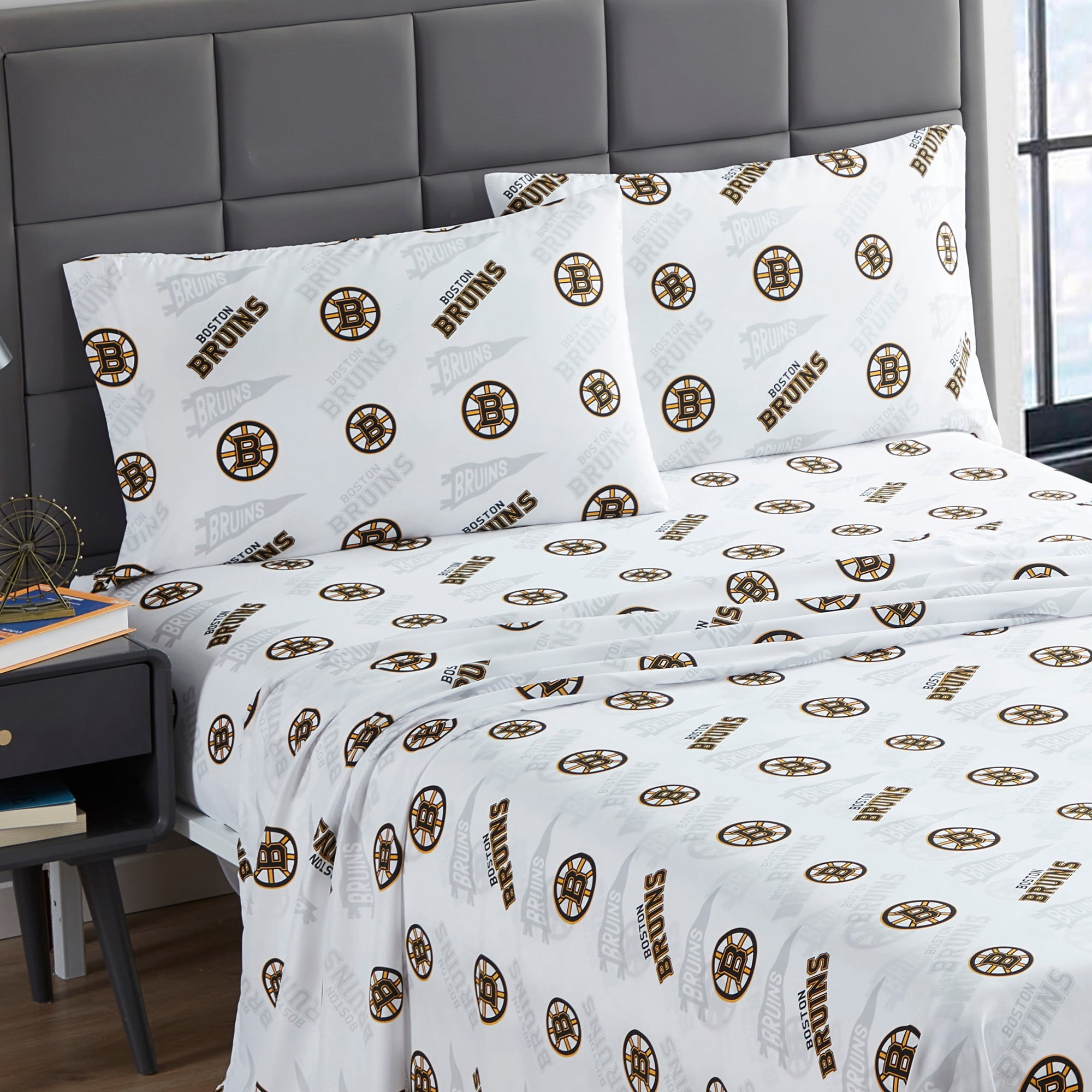 NHL Officially Licensed Boston Bruins Microfiber Bed Sheet Set - Full