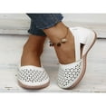 thumbnail image 1 of CNKOO Chaussures Plates pour Femmes à Enfiler Bout Rond Respirantes Largeur Grand Mocassins Confortables Taille 9, 1 of 2