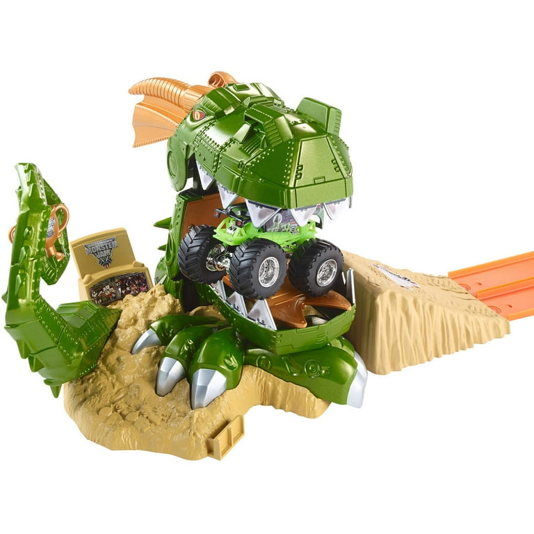  Hot Wheels Dragon Blast Play Set with Launcher for