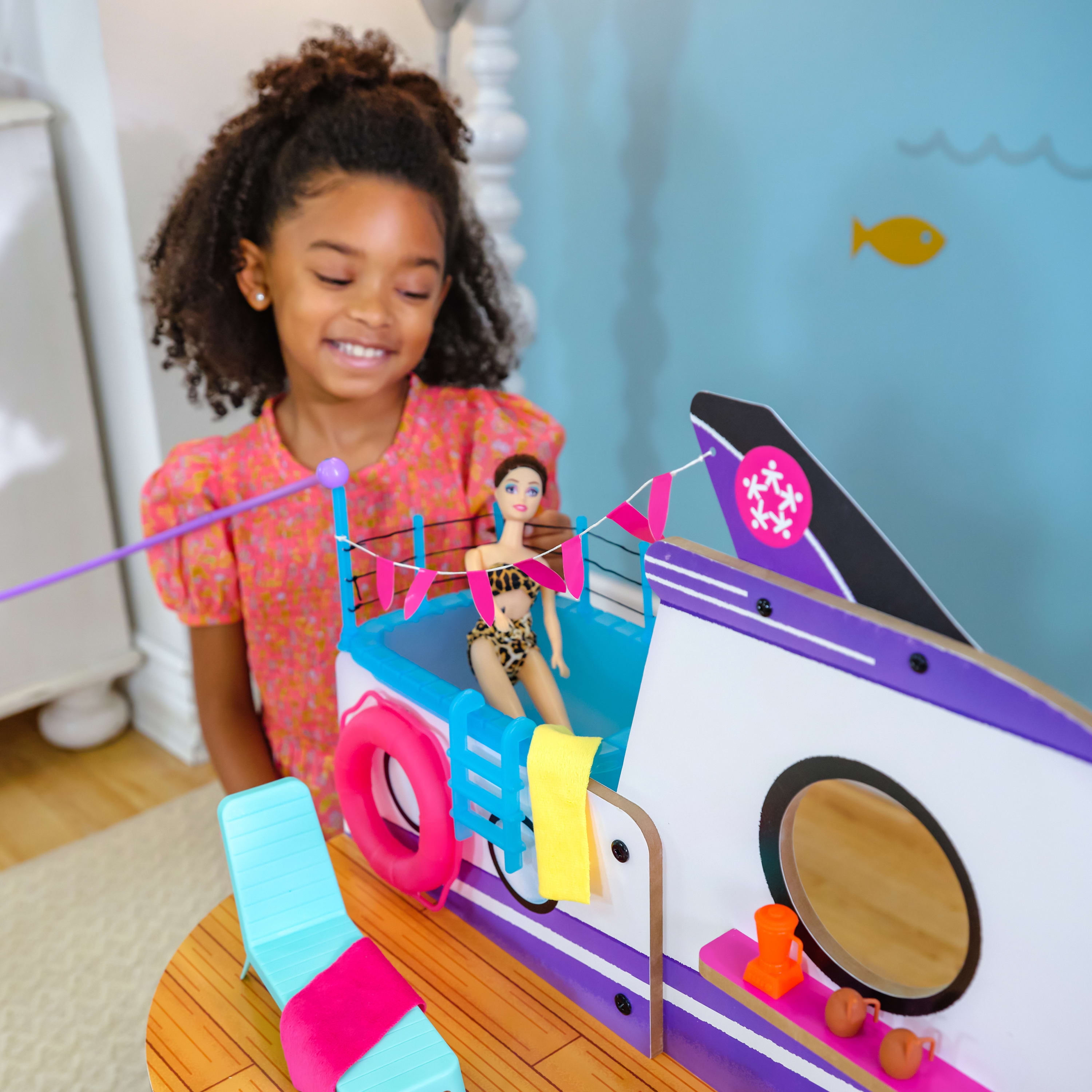 KidKraft Luxe Life 2-in-1 Wooden Cruise Ship and Island Doll Play Set with 18 Accessories